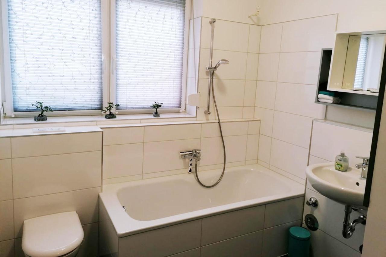 Gemuetliche Apartments In Niederdorfelden Bagian luar foto