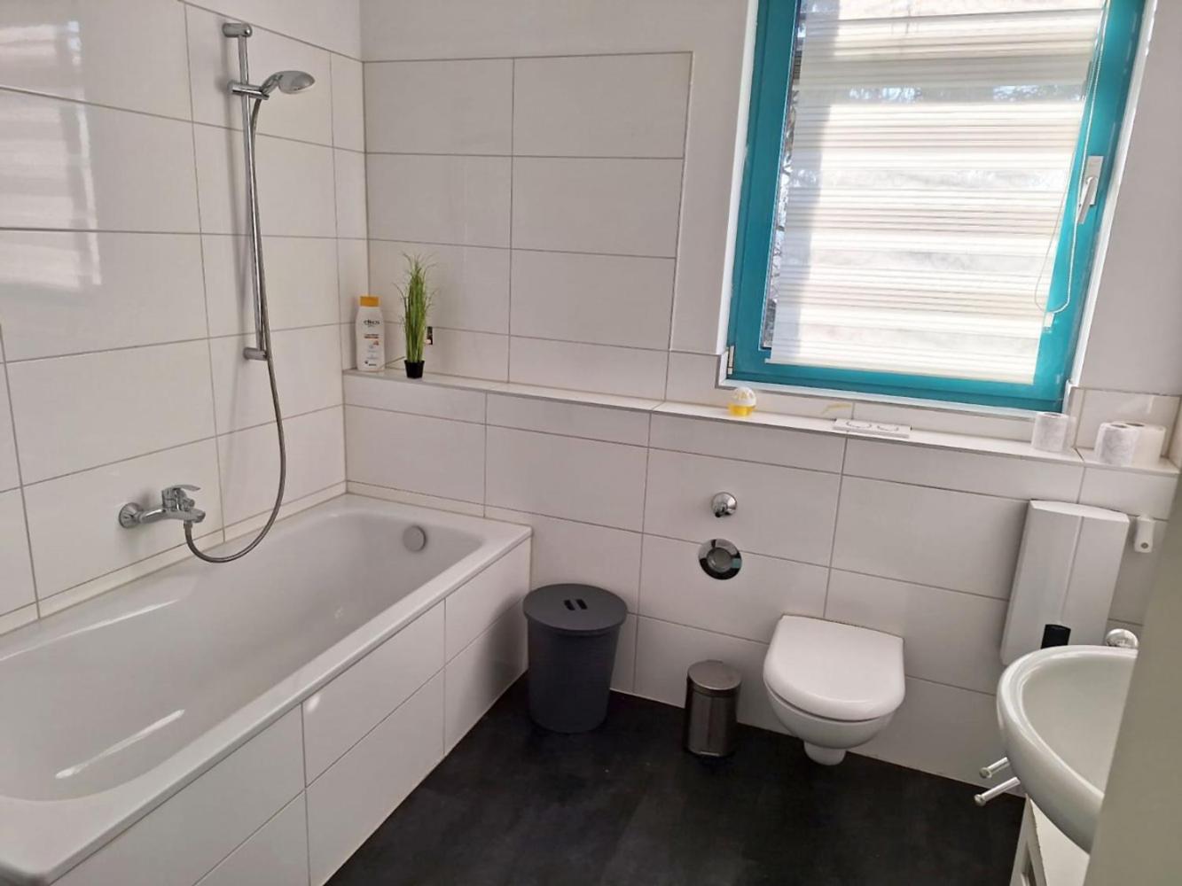 Gemuetliche Apartments In Niederdorfelden Bagian luar foto